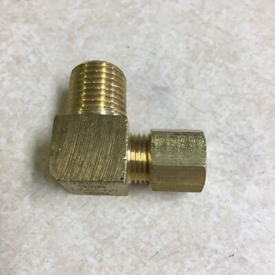 Eaton 69X4x4 Brass 90 Elbow 1/4 Tube Compression x 1/4 NPT Pipe Male Fitting 326 - Image 1 of 4