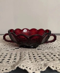 Vintage Anchor Hocking Red Glass Candy Dish Scalloped Edges And Handles - Picture 1 of 19