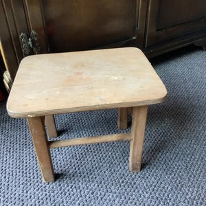 SMALL QUIRKY VINTAGE WOODEN TABLE 8” TALL WITH FADED ENGRAVED NURSERY RHYME - Picture 1 of 16
