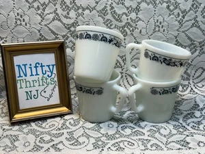 Vintage Pyrex coffee mug Milk Glass Old Town Blue Onion set of 4 - Picture 1 of 4
