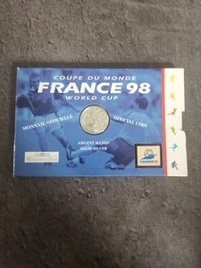 1997 UNIVERSALITY OF FOOTBALL WORLD CUP 1998 1 FRANC SILVER BOX SET + PIN'S - Picture 1 of 2