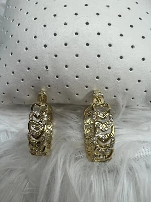 Aretes Diseño En Corazones Y Pedrerías -Stainless Steel - Image 1 of 4