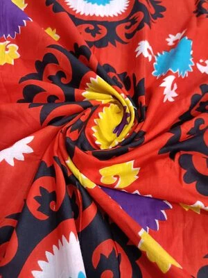 Tela de algodón con estampado Suzani estilo boho tela de algodón puro indio por yarda Foto 1 de 4