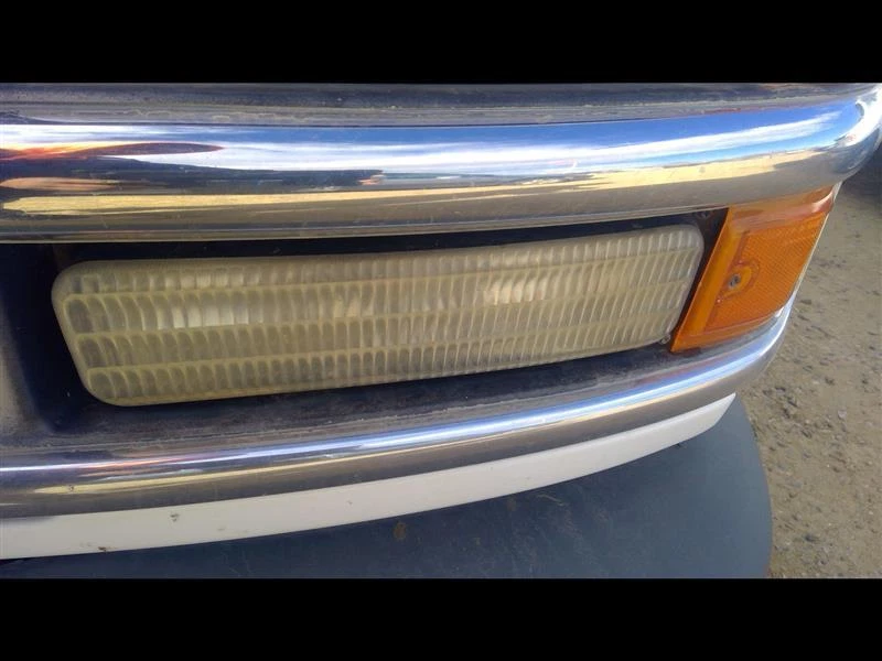 Conjunto de filtro de aire usado se adapta a: camioneta Chevrolet Express 3500 2001 5,7 grado A Foto 1 de 4