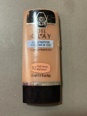 Oil Of Olay All Day Moisture Foundation Makeup 1.1 oz 35 ml # 92 Dark Honey - Image 1 of 2