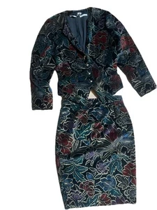 UNGARO Parallele Vintage Peplum Velluto Fili Oro Giacca Tuta Gonna TG 8-10 - Foto 1 di 22