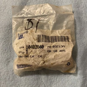GM ACDelco 10402840 Door Lock Switch - Picture 1 of 2