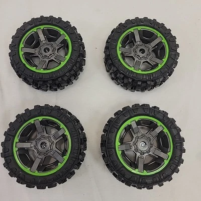 Nuevo juego de 4 neumáticos de repuesto Bright R/C Terraingers Quad Crawler escala 1:10 Foto 1 de 4