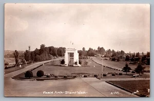 RPPC Postcard Peace Arch Canadian Border Park Blaine Washington c1940s Unposted - Picture 1 of 2