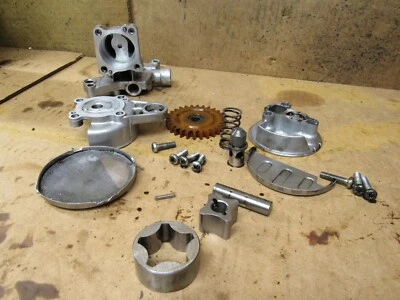 Yamaha Venture Royal XVZ12TDK 1983 bomba de aceite limpia e inspeccionada 26H-13300-02-0 Foto 1 de 4