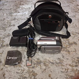 Panasonic HDR-S40P Digital Video Camcorder HDD 42x Compact Handheld Video Camera - Picture 1 of 21