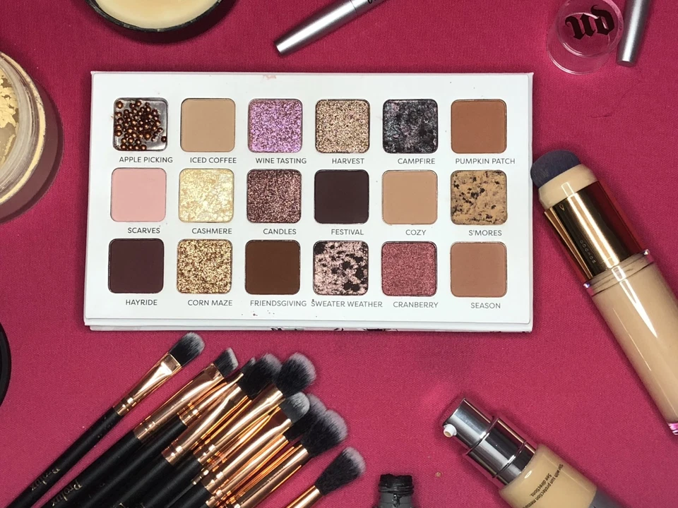 *CLOSEOUT* *Read Desc Hello Autumn 18 Shade Duo-Finish Neutral Eyeshadow Palette - Image 1 of 4