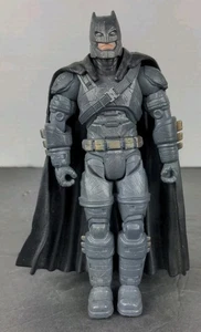 FIGURINE D'ACTION MATTEL DC MULTIVERSE BLINDÉE BATMAN 7" JOUET BATMAN V SUPERMAN DAWN - Photo 1/6