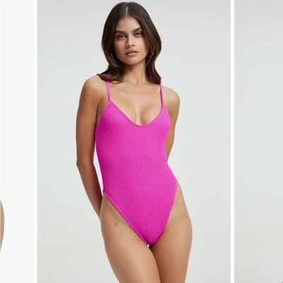 Traje de baño Good American Always Fits Plunge de una pieza rosa intenso con textura 4XL/5XL Foto 1 de 4