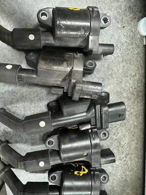 Bobina de encendido/encendedor GMC SIERRA 1500 14 15 16 17 18 19 20 21 22 23 OEM Foto 1 de 4