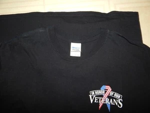 De colección. Camiseta de motocicleta In Honor of Our Veterans L suave ANGUSTIADA Rara - Imagen 1 de 4