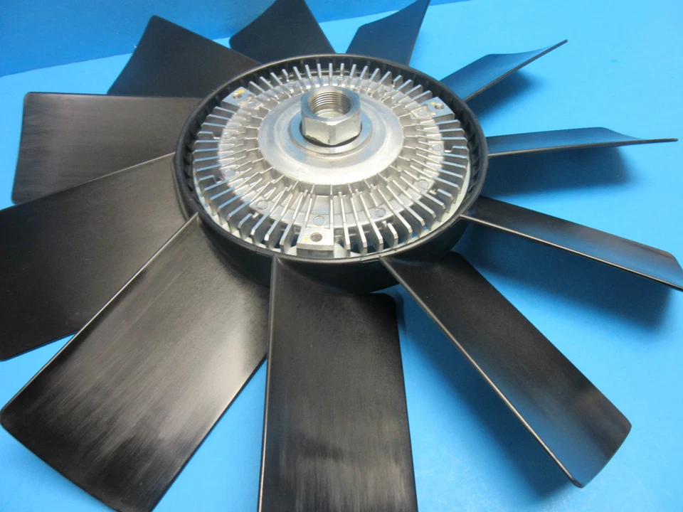 Hoja y embrague del ventilador de refrigeración del radiador para BMW OEM # 11521712058 ALEMANIA Foto 1 de 4