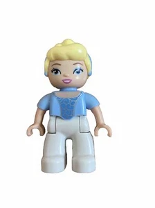 LEGO DUPLO Figure Disney Princess Cinderella - Picture 1 of 3