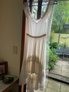 SPELL & GYPSY COLLECTIVE WHITE RAYON BOHO WEDDING DRESS size SMALL - Picture 1 of 3