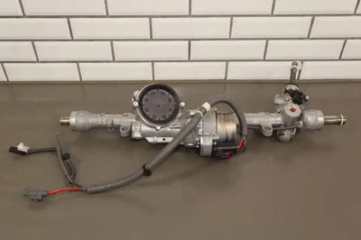 Оригинальная стойка электроусилителя руля и шестерня 17-20 Fiat 124 Spider 33k - Изображение 1 из 4