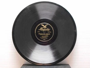 White Cliff of Dover/Felicia No Capicia/Louis Prima(10", 78 rpm, Majestic, 7154) - Picture 1 of 2