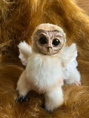 OWl Griffin Foto 1 de 4