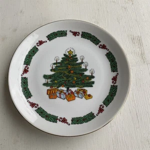 Chadwick Miller Christmas Plate 1974 Decorative Use Tree Candles Presents 7" - Picture 1 of 5