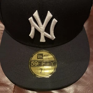 New Era 59FIFTY Original Authentic New York Yankees Black 7 7/8 Fitted Hat - Picture 1 of 5