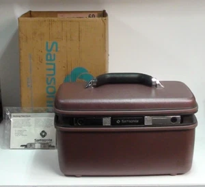 SAMSONITE SILHOUETTE 4 HARD SHELL BEAUTY CASE/ TRAIN CASE W (2) KEYS & BOX  1987 - Picture 1 of 15