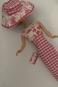 Vintage Barbie #1649 Lunch On The Terrace FLORAL VATIATION Dress Hat MINT - Picture 1 of 6