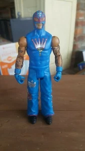 REY MYSTERIO MATTEL 2011 WRESTLING FIGURE BLUE PANTS BLUE SHIRT - Picture 1 of 3