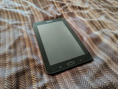 Samsung Galaxy Tab 3 Lite SM-T113 8 GB, Wi-Fi, 7 in - Black - Image 1 of 4