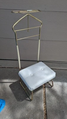 Traje valet caballero mayordomo moderno vintage de mediados de siglo con soporte tocador K5 Foto 1 de 4