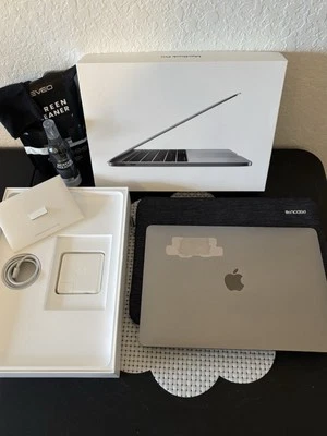 Apple MacBook Pro 13-inch/great condition!Case + new cleaner kit included - Image 1 of 4