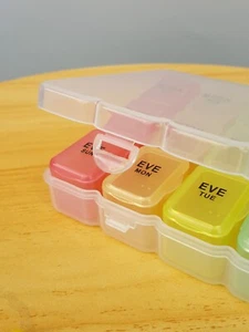 2x EWANTO Tablettenbox Pillendose  7 Tage morgens mittags abends 21 Fächer - Bild 1 von 9