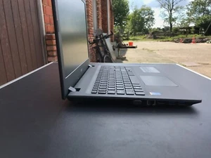Acer Aspire E 15 E5-573 to repair or for parts - Photo 1/4