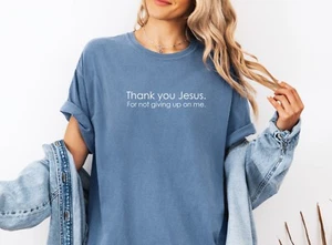 Camisa Thank You Jesus For Not Rent On Me, Camisa Colores Cómodos, Camisa Jesús - Imagen 1 de 17