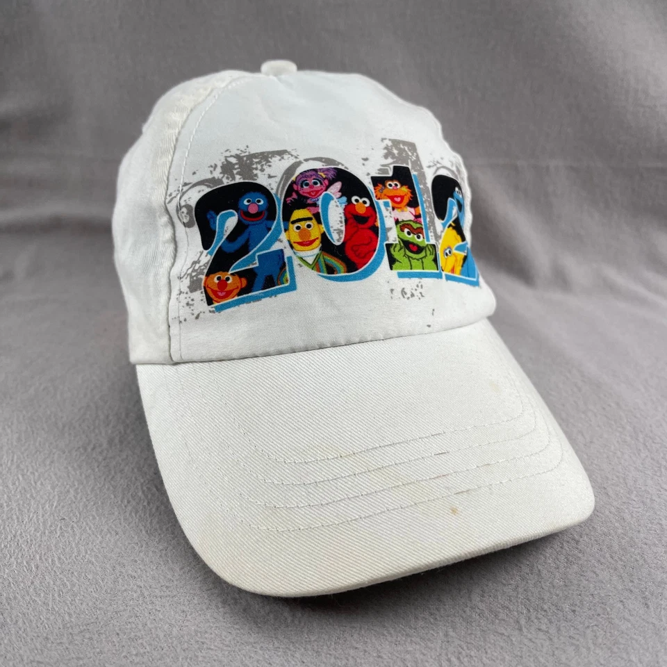 芝麻广场帽子儿童可调节白色肩带爸爸帽大鸟Y2K — 第 1/4 张图片