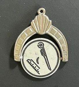 Reloj Giratorio Masónico De Colección FOB Francmasón Cuadrado Y Brújula Colgante Años 20 - Imagen 1 de 7
