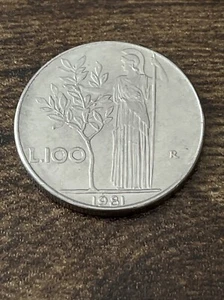 1981 Italy Republic Italiano L100 Lire Lira International Actual Coin TK5838* - Picture 1 of 3