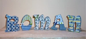 Alle 5 dekorativen Namen aus Holz, Buchstaben 4 Zoll groß tolles neues Baby, Geschenk zur Taufe - Bild 1 von 12