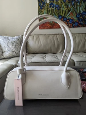 Bolsa de boliche feminina de couro sintético branco BCBGeneration nova com etiqueta  - Imagem 1 de 4