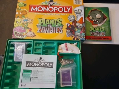 Plants vs. Zombies Monopoly Board Game Hasbro 100%  Complete Set 3 cards damaged - Image 1 of 4