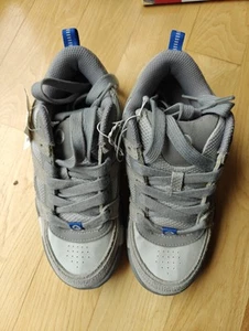 Airwalk Boys Sneakers Sz 2.5 - Picture 1 of 7