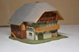 Faller HO 289   Schwarzwald Bauernhaus, fertig gebaut - Picture 1 of 3