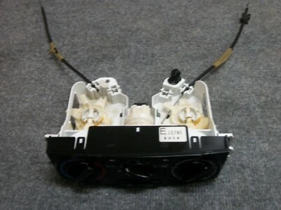 2000 2001 2002 2003 2004 2005 2006 MAZDA MPV DOBLE AIRE ACONDICIONADO CALEFACCIÓN INTERRUPTORES Foto 1 de 4