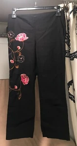 Guess Collection Black with Beautiful Embroidery Pant Capri Cropped Pants 4 - Bild 1 von 8