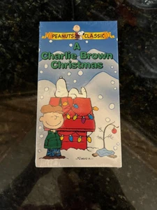 Peanuts Classics A Charlie Brown Christmas Factory Sealed VHS Snoopy Paramount - Picture 1 of 2