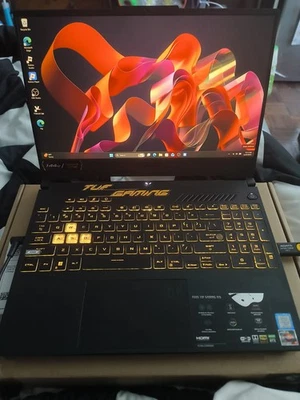 ASUS TUF Gaming A15 FA507R AMD Ryzen 7 6800H 1TB 32GB RAM RTX 3050 Ti 512GB SSD Foto 1 de 4