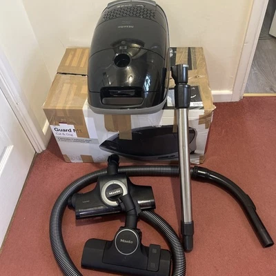 MIELE Guard M1 Cat & Dog Cylinder Vacuum Cleaner -Black - Image 1 of 4